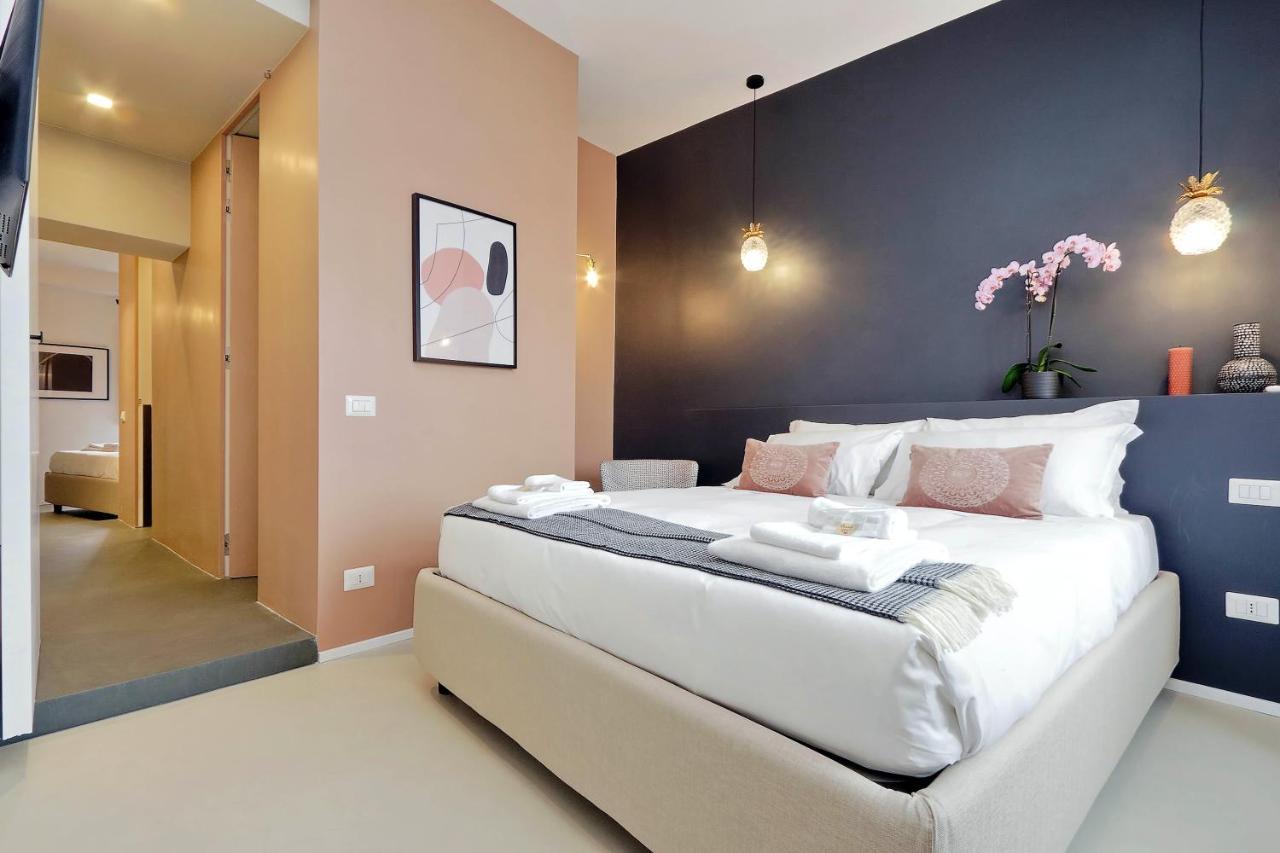 Ych-bright Penthouse Near Colosseum Apartment Rome
