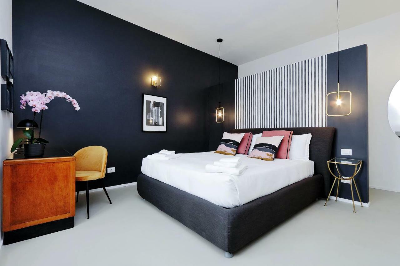 Ych-bright Penthouse Near Colosseum * Rome